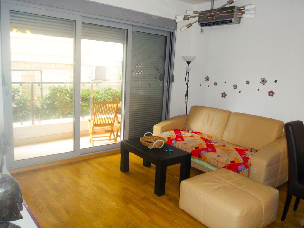 Svilen Konac Budva