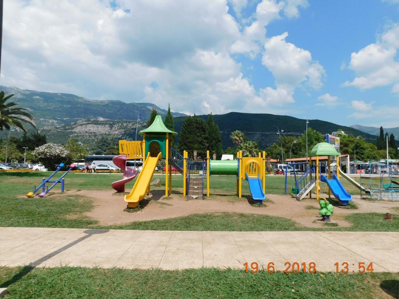 Svilen Konac Budva